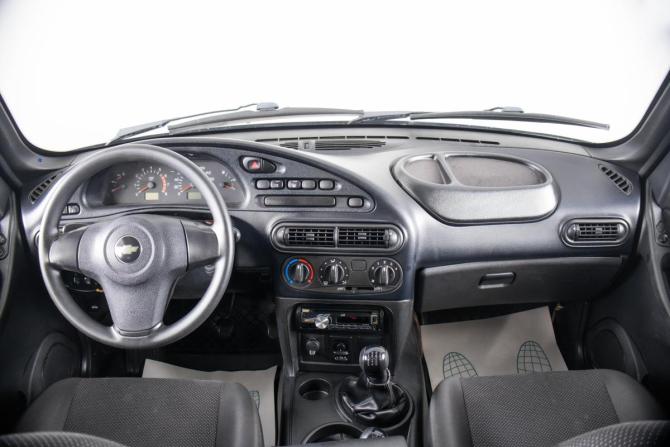 Chevrolet Niva I Рестайлинг с пробегом 2015 года, цена 649 000 рублей, 98000 км, внедорожник, Автокод Объявления