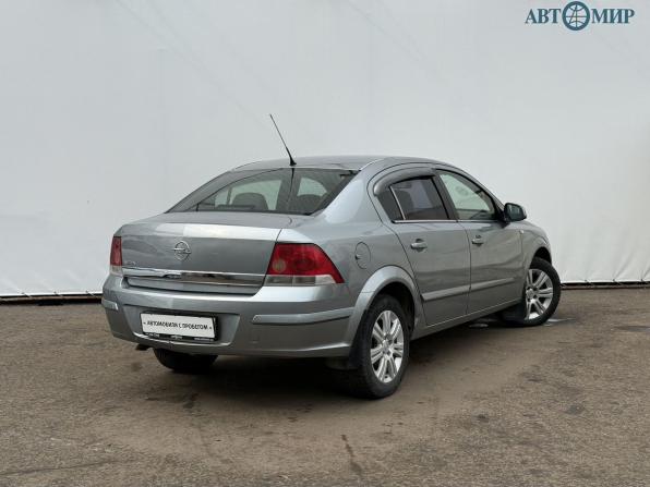 Opel Astra H Рестайлинг с пробегом 2012 года, цена 575 000 рублей, 217286 км, седан, Автокод Объявления