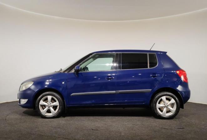 Skoda Fabia II Рестайлинг с пробегом 2011 года, цена 650 000 рублей, 115301 км, хэтчбек, Автокод Объявления
