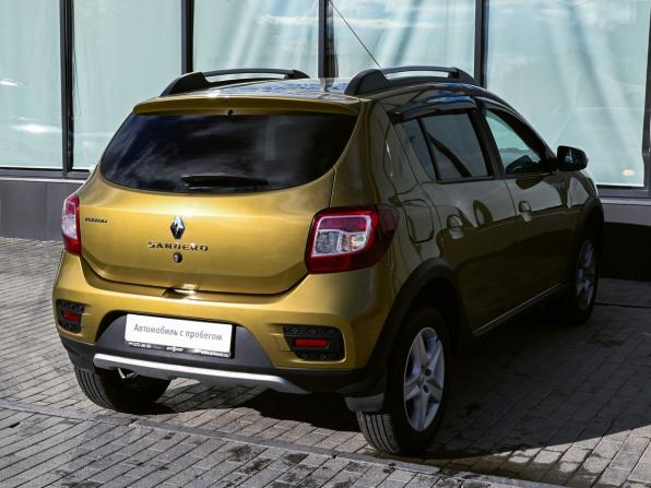 Renault Sandero II с пробегом 2017 года, цена 949 000 рублей, 163319 км, хэтчбек, Автокод Объявления