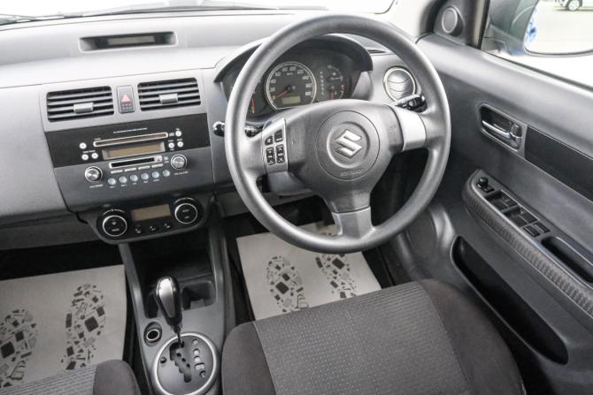Suzuki Swift III с пробегом 2009 года, цена 459 000 рублей, 188000 км, хэтчбек, Автокод Объявления