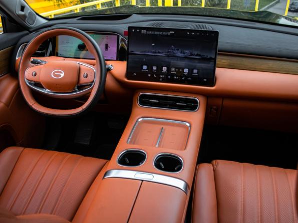 GAC Trumpchi S9 с пробегом 2025 года, цена 5 049 999 рублей, 3497 км, внедорожник, Автокод Объявления