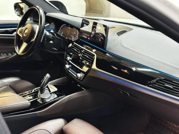 BMW 5 серии VII (G30/G31/G38) Рестайлинг с пробегом 2021 года, цена 4 897 000 рублей, 77000 км, седан, Автокод Объявления