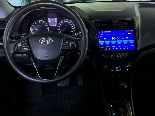 Hyundai Solaris I Рестайлинг с пробегом 2016 года, цена 1 120 000 рублей, 160257 км, седан, Автокод Объявления