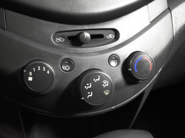Chevrolet Spark III с пробегом 2012 года, цена 498 100 рублей, 124414 км, хэтчбек, Автокод Объявления