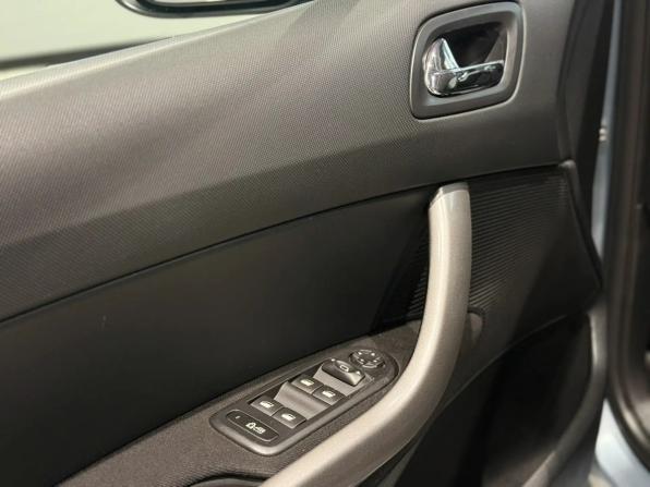 Peugeot 308 I Рестайлинг с пробегом 2012 года, цена 600 000 рублей, 160000 км, хэтчбек, Автокод Объявления