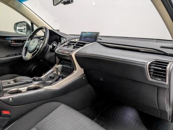 Lexus NX I с пробегом 2015 года, цена 2 490 000 рублей, 92726 км, внедорожник, Автокод Объявления