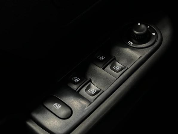 Renault Kaptur I с пробегом 2018 года, цена 1 246 000 рублей, 109305 км, внедорожник, Автокод Объявления