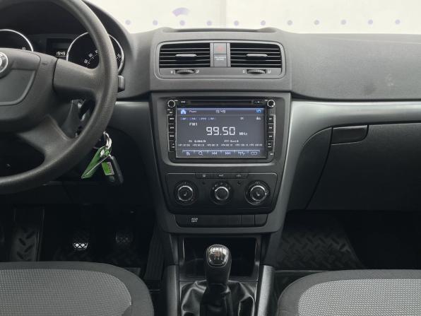Skoda Yeti I с пробегом 2014 года, цена 990 000 рублей, 71994 км, внедорожник, Автокод Объявления