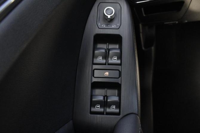 Haval Jolion I Рестайлинг 2 с пробегом 2025 года, цена 2 420 000 рублей, 3329 км, внедорожник, Автокод Объявления