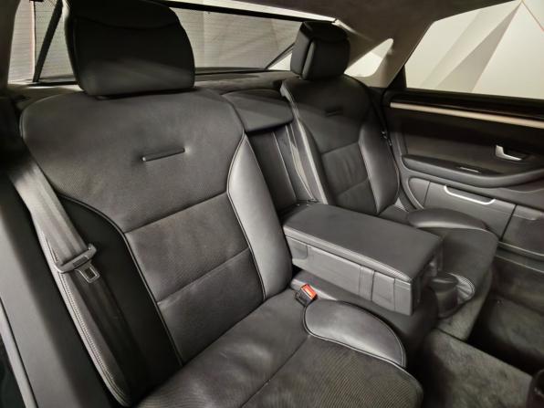 Audi A8 II (D3) Рестайлинг 2 с пробегом 2009 года, цена 1 235 000 рублей, 172105 км, седан, Автокод Объявления