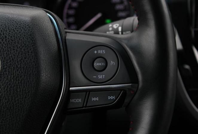 Toyota Camry VIII (XV70) Рестайлинг с пробегом 2021 года, цена 4 095 000 рублей, 35198 км, седан, Автокод Объявления