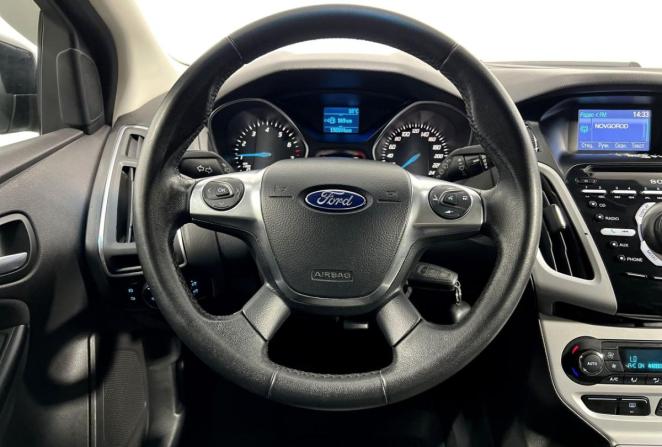 Ford Focus III с пробегом 2013 года, цена 900 000 рублей, 190974 км, универсал, Автокод Объявления