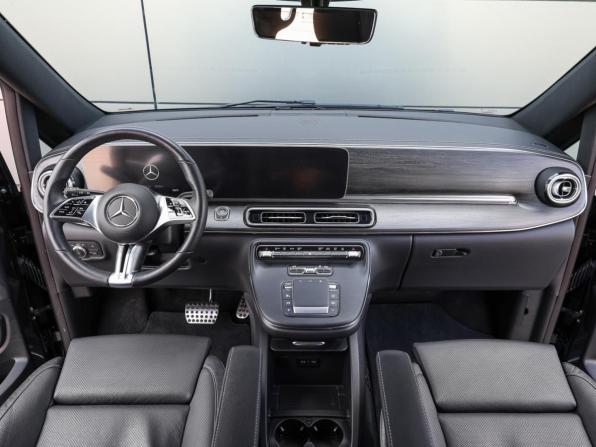 Mercedes-Benz V-Класс III (W447) Рестайлинг с пробегом 2025 года, цена 12 998 000 рублей, 21934 км, минивэн, Автокод Объявления