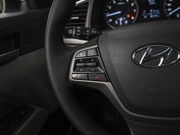 Hyundai Elantra VI (AD) с пробегом 2018 года, цена 1 497 000 рублей, 182197 км, седан, Автокод Объявления