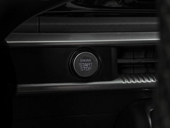 Kia K5 III с пробегом 2021 года, цена 2 339 000 рублей, 102942 км, седан, Автокод Объявления