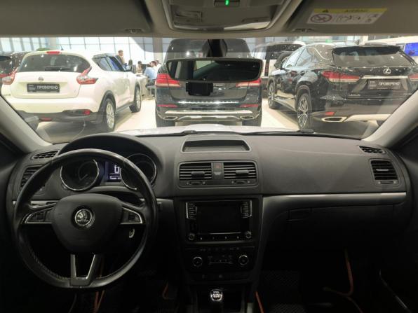 Skoda Yeti I Рестайлинг с пробегом 2017 года, цена 1 450 000 рублей, 149304 км, внедорожник, Автокод Объявления