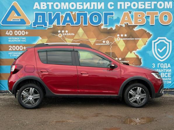 Renault Sandero II Рестайлинг с пробегом 2020 года, цена 1 300 000 рублей, 75106 км, хэтчбек, Автокод Объявления