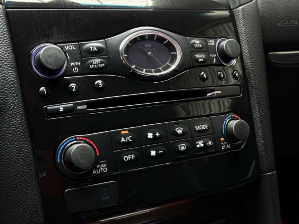 Infiniti FX II (S51) Рестайлинг с пробегом 2011 года, цена 1 679 000 рублей, 280313 км, внедорожник, Автокод Объявления