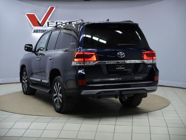 Toyota Land Cruiser 200 Series Рестайлинг 2 с пробегом 2016 года, цена 6 290 000 рублей, 136218 км, внедорожник, Автокод Объявления
