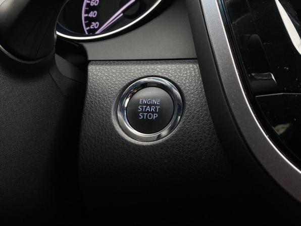 Toyota Camry VIII (XV70) Рестайлинг с пробегом 2021 года, цена 2 999 000 рублей, 50522 км, седан, Автокод Объявления
