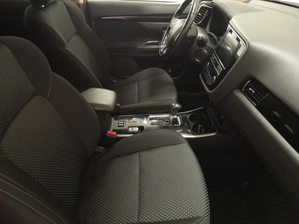 Mitsubishi Outlander III Рестайлинг 3 с пробегом 2019 года, цена 2 266 000 рублей, 109861 км, внедорожник, Автокод Объявления
