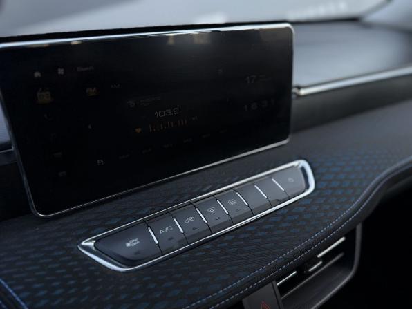 Haval Jolion I Рестайлинг с пробегом 2025 года, цена 1 758 000 рублей, 38669 км, внедорожник, Автокод Объявления
