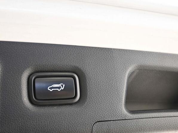 Hyundai Santa Fe IV с пробегом 2018 года, цена 2 689 000 рублей, 139886 км, внедорожник, Автокод Объявления