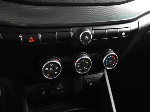 Lada (ВАЗ) Vesta I Рестайлинг (NG) с пробегом 2024 года, цена 1 315 000 рублей, 73202 км, седан, Автокод Объявления