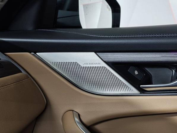 Jaguar F-Pace I Рестайлинг с пробегом 2021 года, цена 5 600 000 рублей, 35653 км, внедорожник, Автокод Объявления