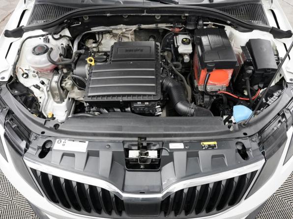 Skoda Octavia III (A7) Рестайлинг с пробегом 2019 года, цена 1 696 000 рублей, 145000 км, лифтбек, Автокод Объявления