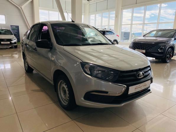Lada (ВАЗ) Granta I Рестайлинг с пробегом 2019 года, цена 470 000 рублей, 215000 км, седан, Автокод Объявления