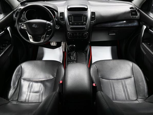 Kia Sorento II Рестайлинг с пробегом 2012 года, цена 1 595 000 рублей, 213219 км, внедорожник, Автокод Объявления