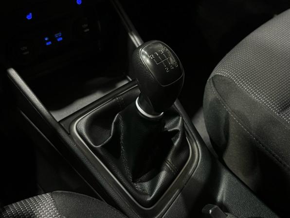 Hyundai Solaris II с пробегом 2017 года, цена 1 140 000 рублей, 132729 км, седан, Автокод Объявления