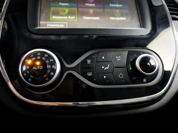Renault Kaptur I с пробегом 2018 года, цена 1 550 000 рублей, 106032 км, внедорожник, Автокод Объявления