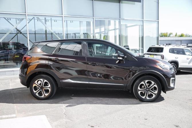 Renault Kaptur I с пробегом 2017 года, цена 1 298 000 рублей, 117300 км, внедорожник, Автокод Объявления