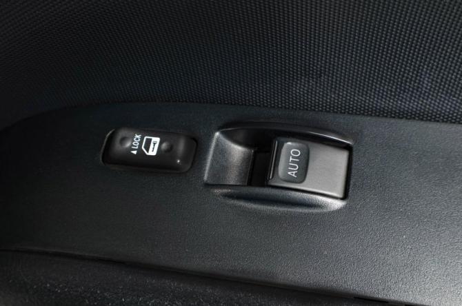 Toyota Probox I Рестайлинг с пробегом 2019 года, цена 1 329 000 рублей, 157600 км, универсал, Автокод Объявления