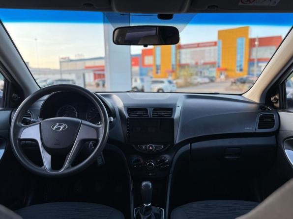 Hyundai Solaris I Рестайлинг с пробегом 2015 года, цена 850 000 рублей, 166867 км, седан, Автокод Объявления