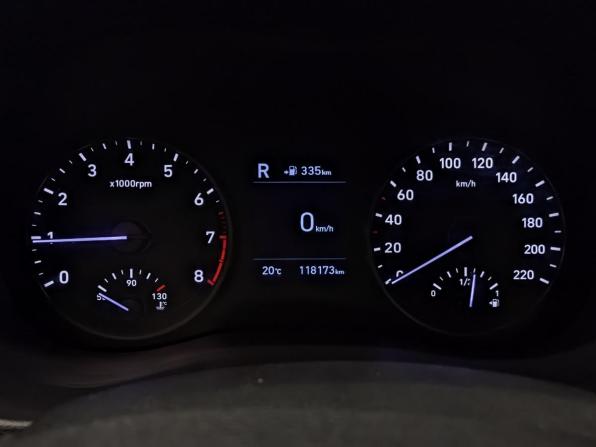 Hyundai Solaris II с пробегом 2017 года, цена 1 260 000 рублей, 118170 км, седан, Автокод Объявления