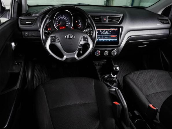 Kia Rio III Рестайлинг с пробегом 2017 года, цена 1 199 000 рублей, 125073 км, седан, Автокод Объявления