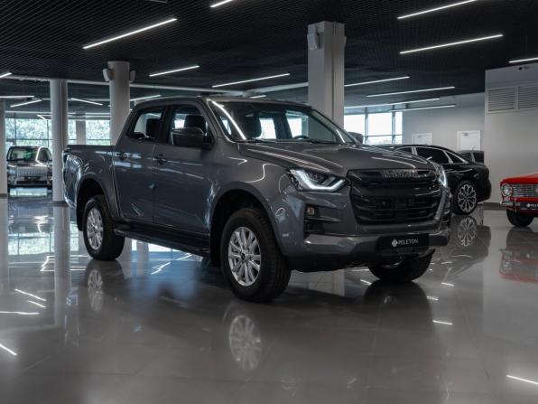 Isuzu D-Max III с пробегом 2025 года, цена 5 050 000 рублей, 50 км, пикап, Автокод Объявления