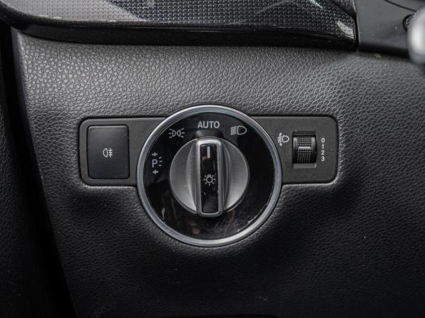 Mercedes-Benz B-Класс II (W246) с пробегом 2013 года, цена 955 000 рублей, 244085 км, хэтчбек, Автокод Объявления