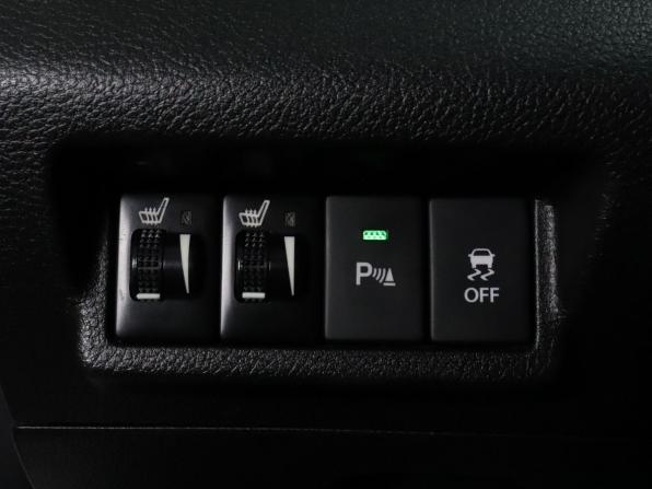 Suzuki Ertiga II с пробегом 2022 года, цена 2 090 000 рублей, 59620 км, компактвэн, Автокод Объявления