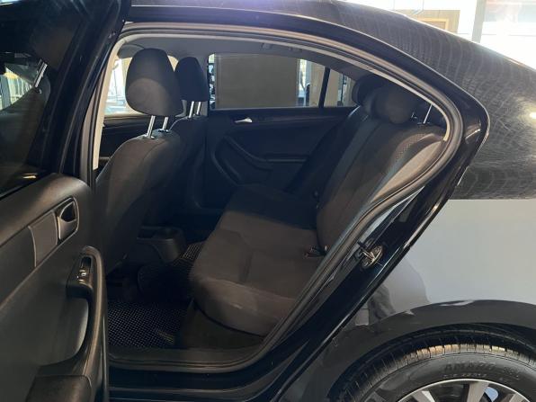 Volkswagen Jetta VI с пробегом 2013 года, цена 890 000 рублей, 257948 км, седан, Автокод Объявления