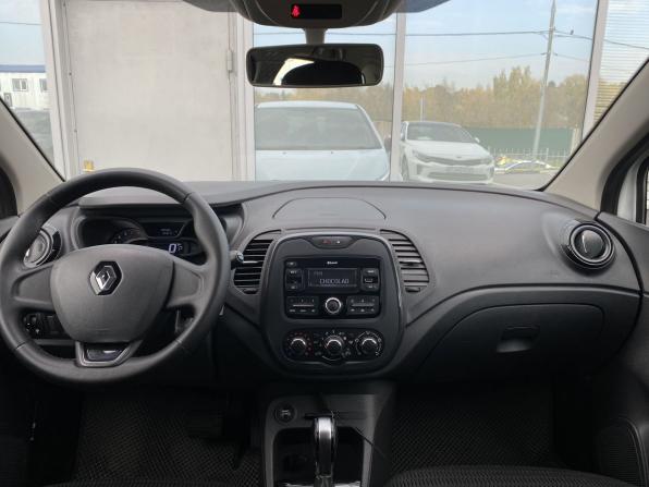 Renault Kaptur I с пробегом 2018 года, цена 899 000 рублей, 199583 км, внедорожник, Автокод Объявления