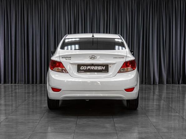 Hyundai Solaris I с пробегом 2011 года, цена 819 000 рублей, 122523 км, седан, Автокод Объявления