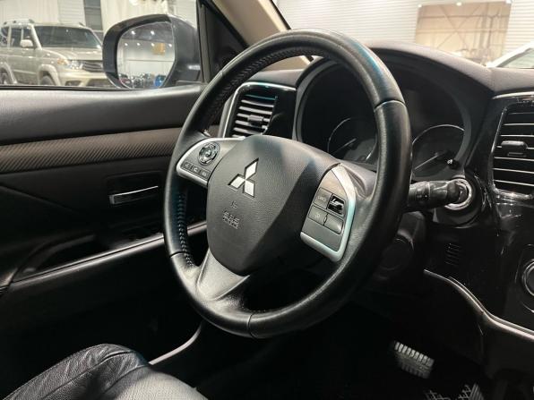 Mitsubishi Outlander III Рестайлинг с пробегом 2014 года, цена 1 520 000 рублей, 144500 км, внедорожник, Автокод Объявления
