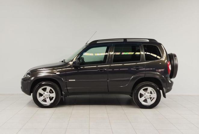 Chevrolet Niva I Рестайлинг с пробегом 2017 года, цена 780 000 рублей, 98092 км, внедорожник, Автокод Объявления
