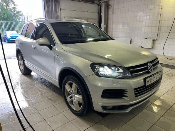Volkswagen Touareg II с пробегом 2014 года, цена 2 299 900 рублей, 280500 км, внедорожник, Автокод Объявления