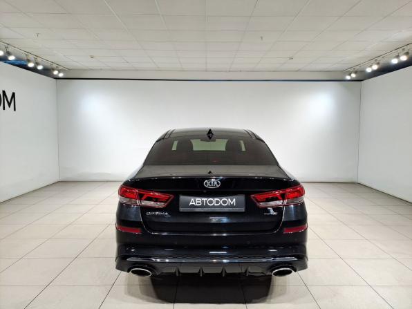 Kia Optima IV Рестайлинг с пробегом 2018 года, цена 2 490 000 рублей, 59144 км, седан, Автокод Объявления